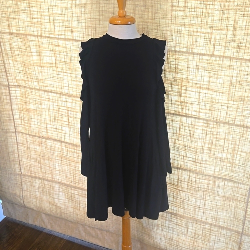 Elan Ruffle Open Arm Dress